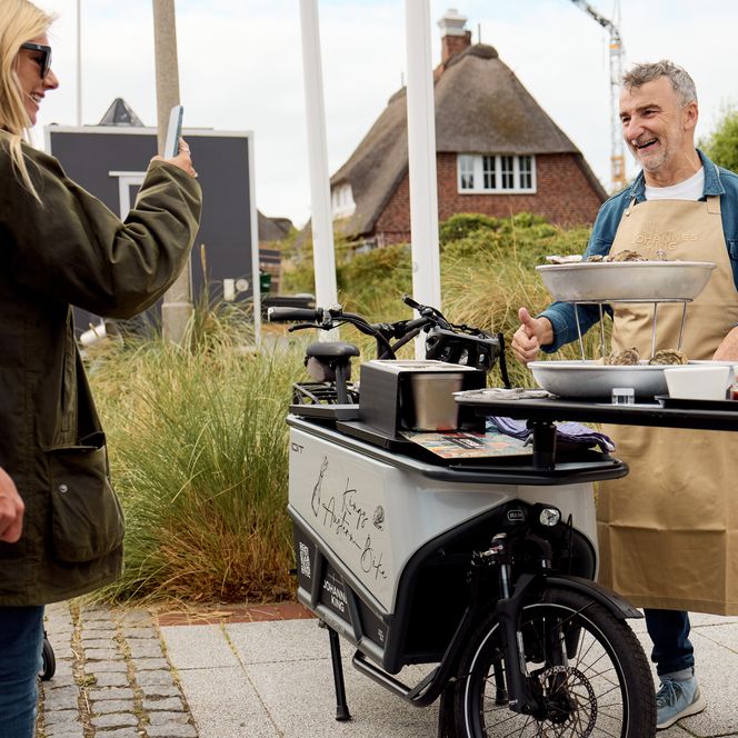 Ein kulinarischer Stand mit Austern