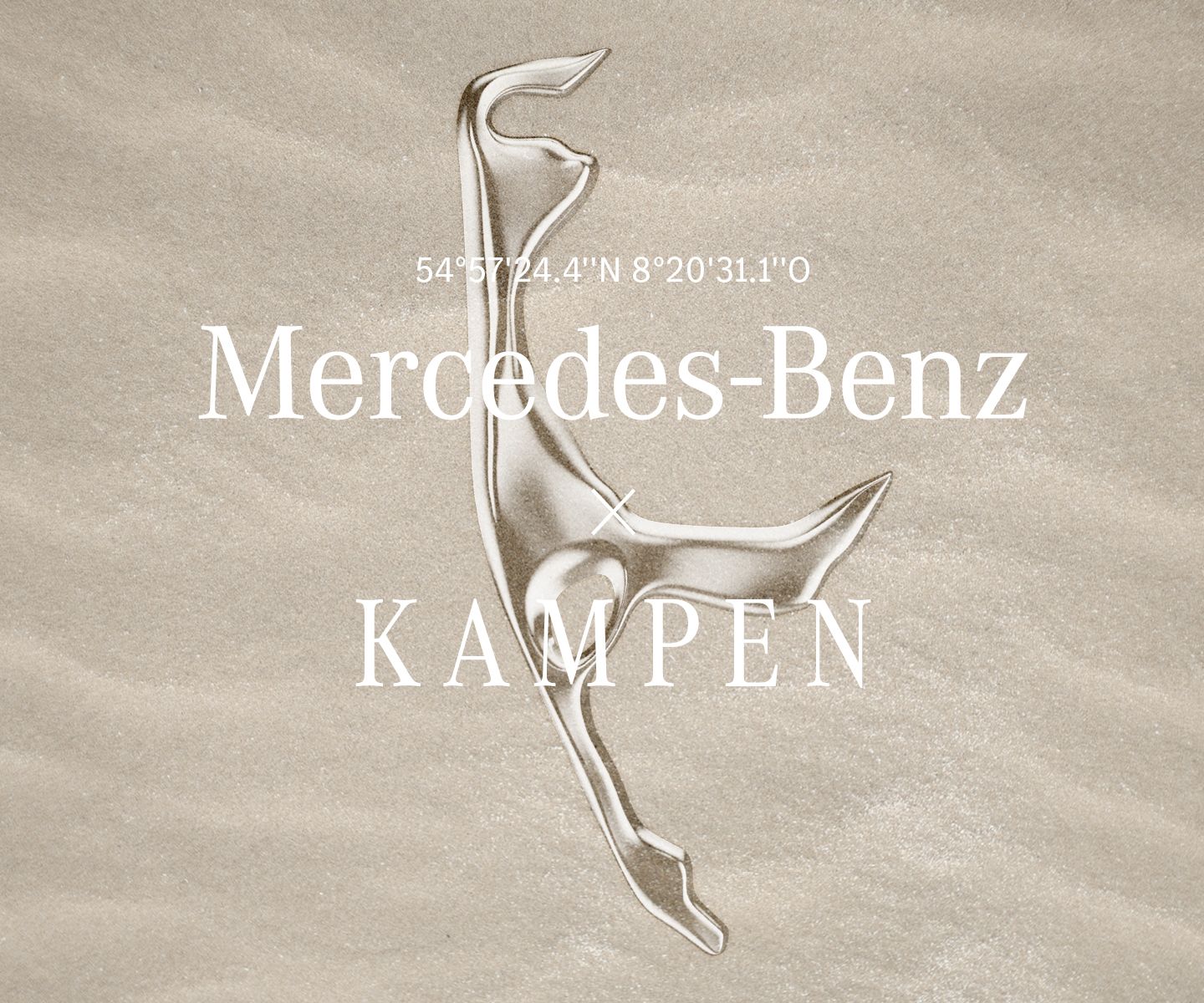 Mercedes-Benz und Kampen Logo im Sand mit Sylt-Silhouette