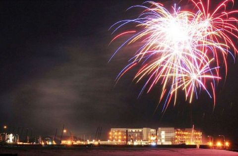 Silvester Ideen 2025: Veranstaltungen & Reisen entdecken