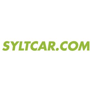 Logo von "SYLTCAR.COM" in grüner, moderner Schrift.