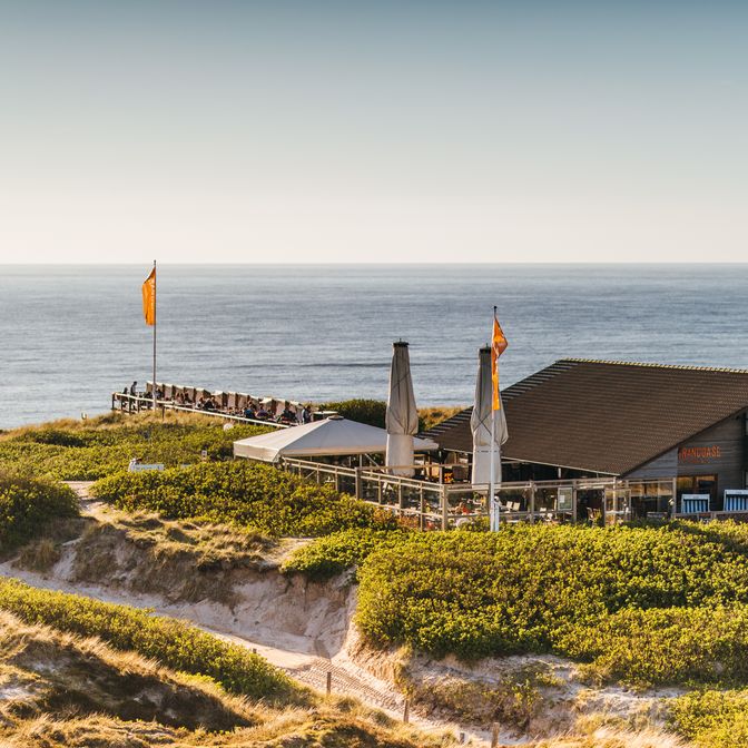 Terrasse des Strandbistros Strandoase in Rantum auf Sylt