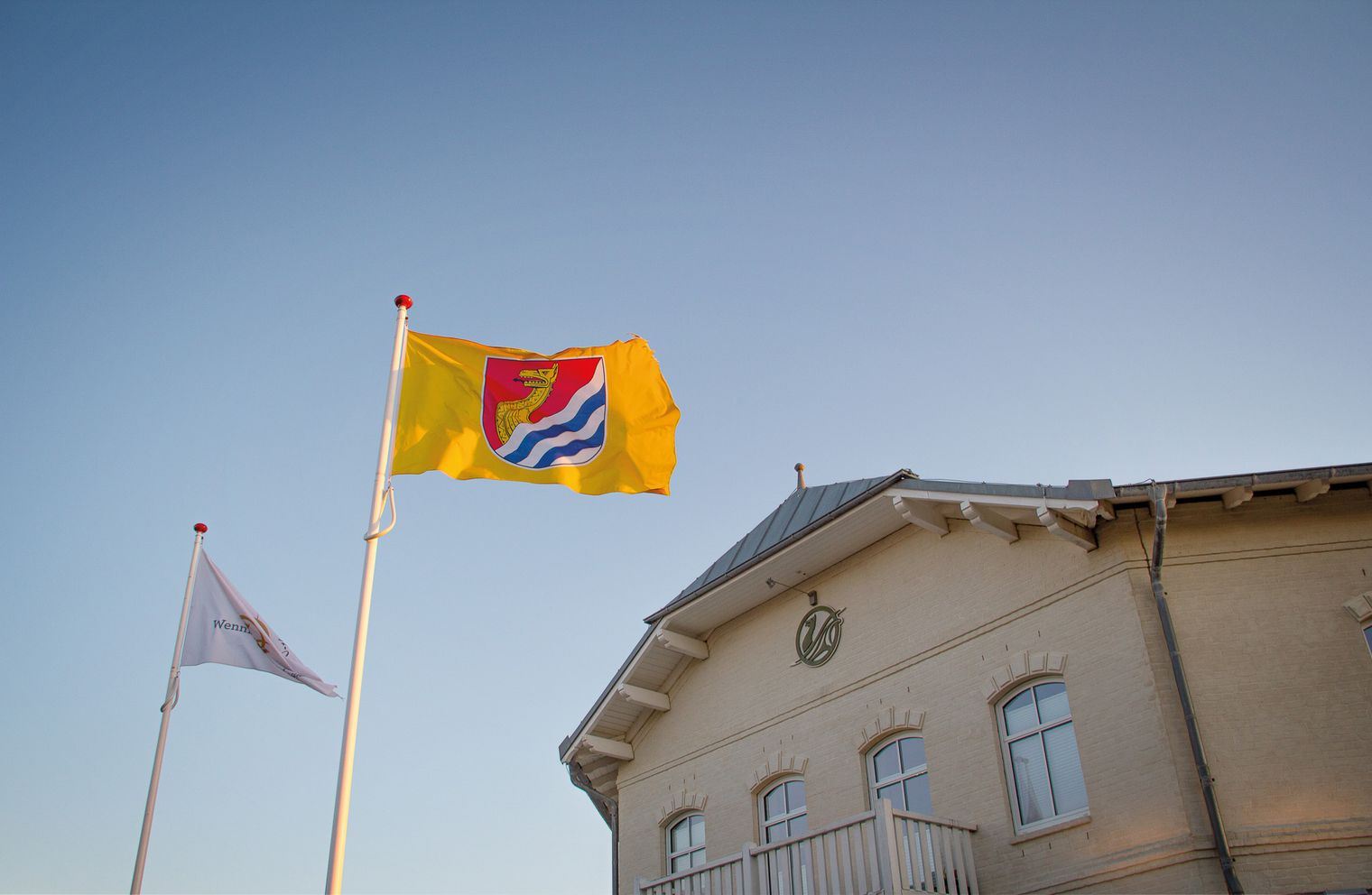 Wenningstedt Flagge vor dem Haus am Kliff