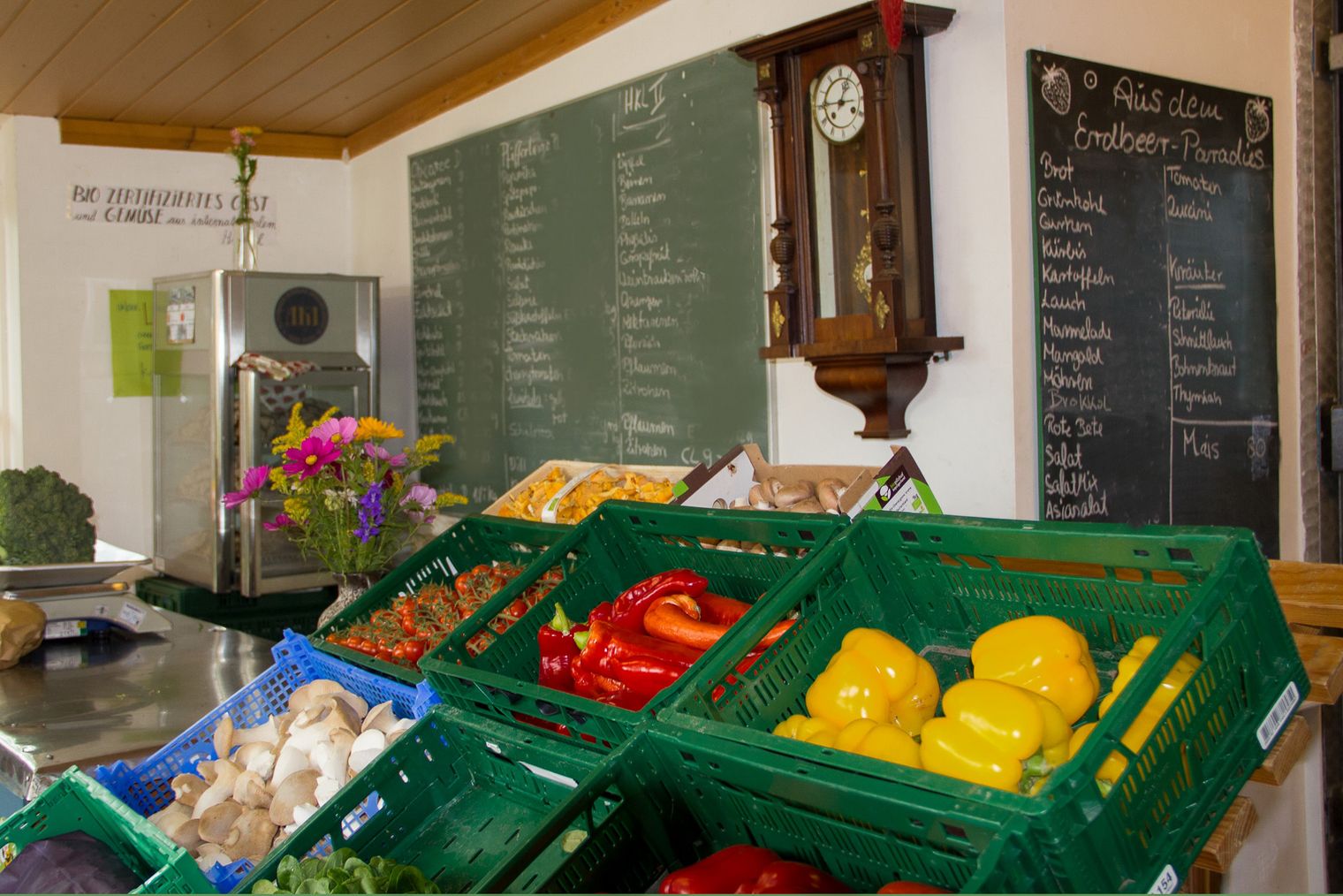 Hofladen im Erdbeerparadies